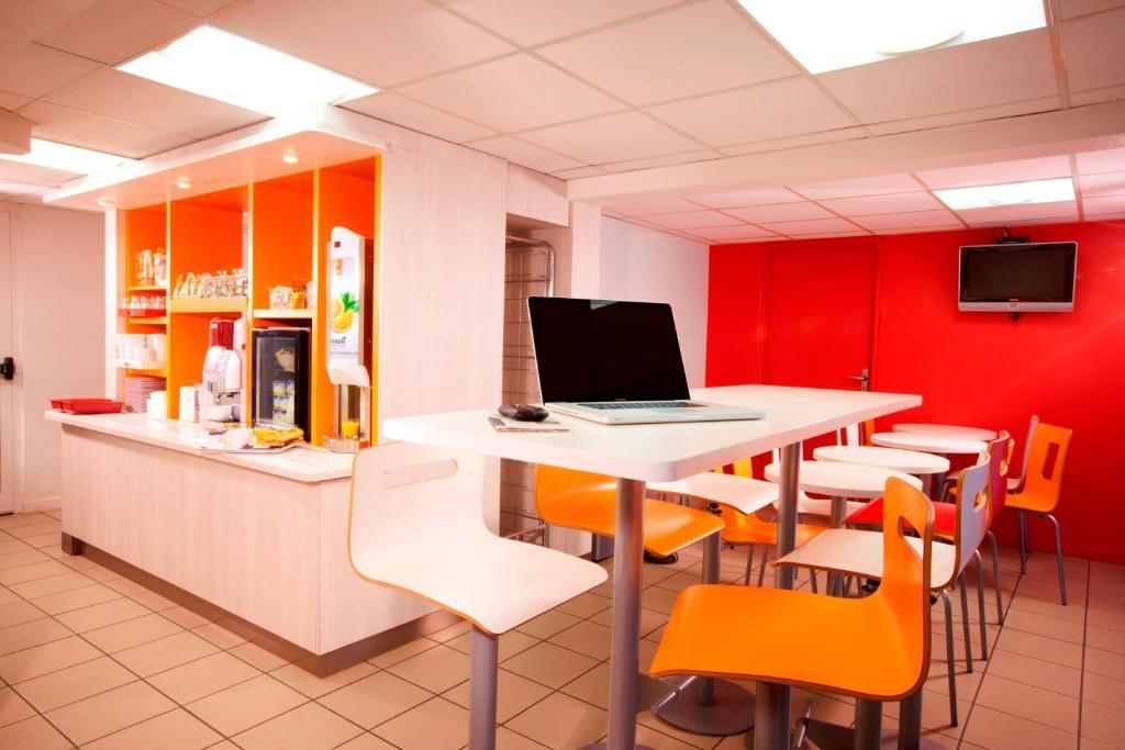Premiere Classe Lille - Villeneuve D'ascq - Stade Pierre Mauroy Hotel 3*